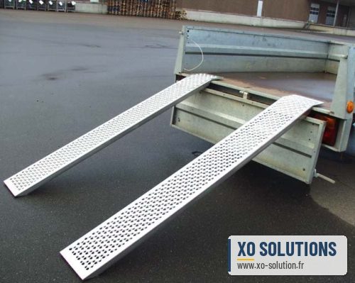 2 rampes de chargement aluminium 2,5 mètres capacité 1000 kg